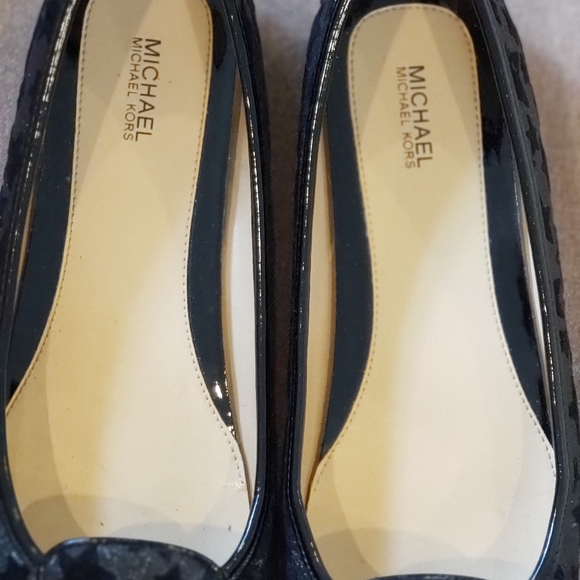 Michael Kors flat shoes - Picture 4 of 4